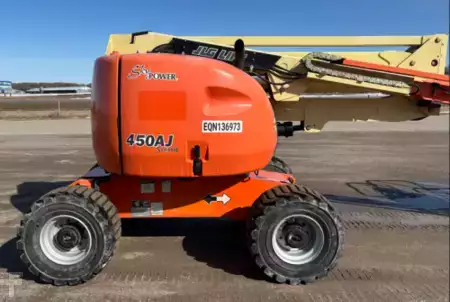 Plataforma Articulada 2020  JLG 450AJ (1)