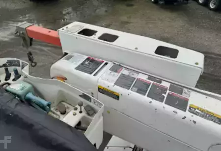 Articulating boom lift 2014  Altec A77-TE93 (17)