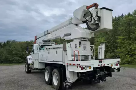 Articulating boom lift 2014  Altec A77-TE93 (2)