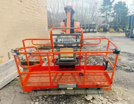 Plataforma Articulada 2017  JLG 1250AJP (3)