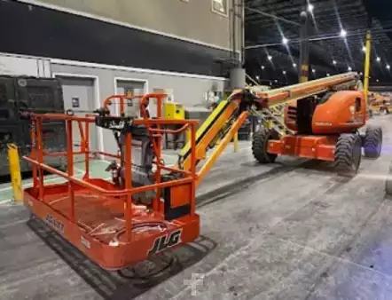 Plataforma Articulada 2019  JLG 600AJ (1)