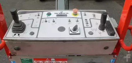 Telescopic boom lift 2019  SkyJack SJ45T (10)