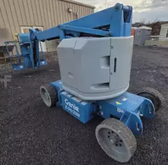 Articulating boom lift 2018  Genie Z34/22N (1)