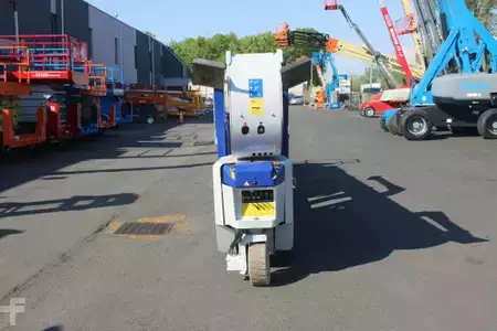 Articulating boom lift 2015  ReachMaster FS105 (7)