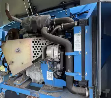 Articulating boom lift 2018  Genie Z62/40 (4)