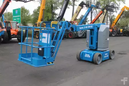 Plataforma Articulada 2017  Genie Z30/20NRJ (1)