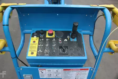 Plataforma Articulada 2017  Genie Z30/20NRJ (14)