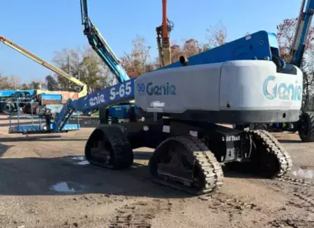 Plataforma Telescópica 2016  Genie S65 TRAX (1)