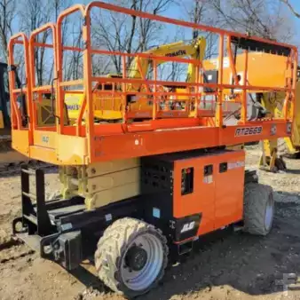 Plataforma de Tijera 2021  JLG RT2669 (1)