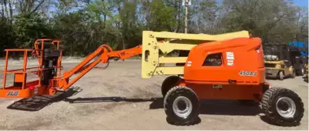 Articulating boom lift 2017  JLG 450AJ (2)