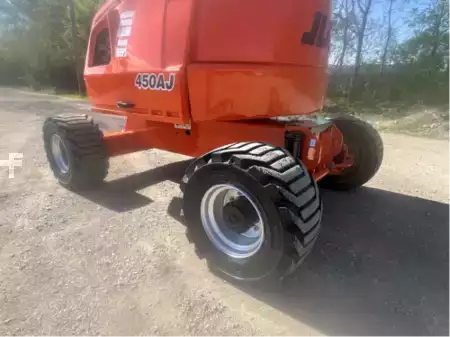 Articulating boom lift 2017  JLG 450AJ (4)