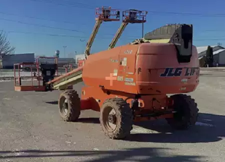 Telescopic boom lift 2015  JLG 600S (1)