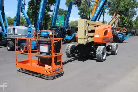 Articulating boom lift 2024  JLG EC450AJ (1)