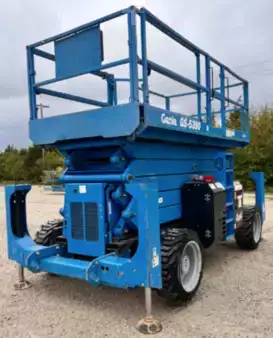 Scissor lift  Genie GS5390RT (1)