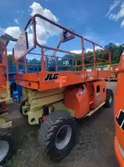 Plataforma de Tijera 2016  JLG 3394RT (1)