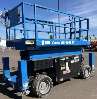 Plataforma de Tijera 2017  Genie GS4069RT (1)