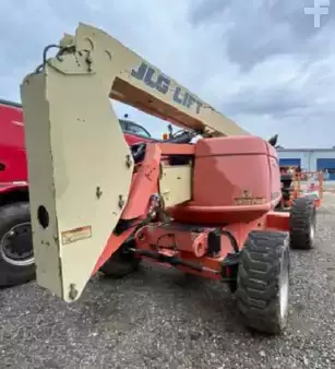 Plataforma Articulada 2015  JLG 600AJ (1)