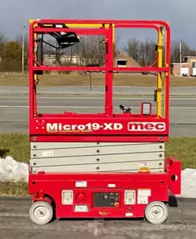 Plataforma de Tijera 2024  MEC Micro 19 (1)