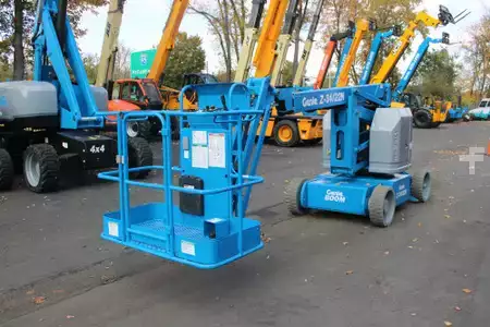 Articulating boom lift 2013  Genie Z34/22N (1)