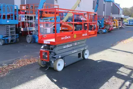 Scissor lift 2016  SkyJack SJ3220 (3)