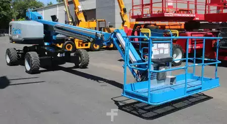 Plataforma Telescópica  Genie S45XC (18)
