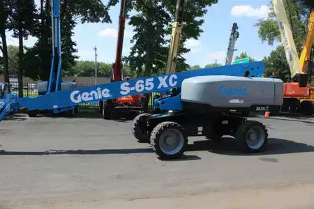 Plataforma Telescópica  Genie S65XC (5)