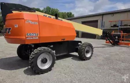 Plataforma Telescópica  JLG 660SJ (1)