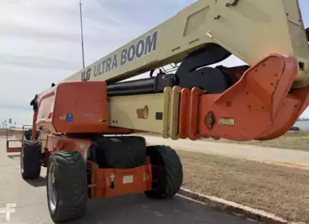 Plataforma Articulada  JLG 1250AJP (2)