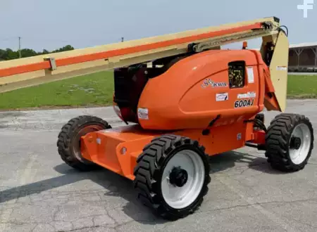 Plataforma Articulada 2018  JLG 600AJ (3)