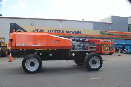 Telescopic boom lift  JLG 1350SJP (4)