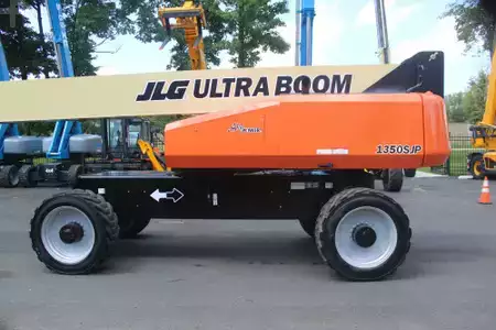 Telescopic boom lift  JLG 1350SJP (5)