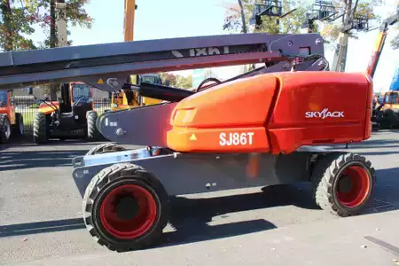 Telescopic boom lift  SkyJack SJ86T (1)