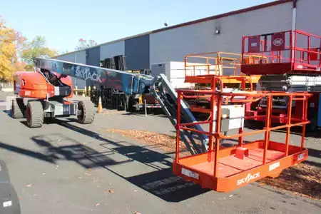 Telescopic boom lift  SkyJack SJ86T (18)