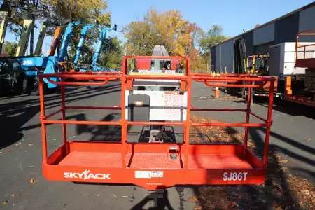 Telescopic boom lift  SkyJack SJ86T (6)