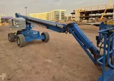 Telescopic boom lift  Genie S45 (1)
