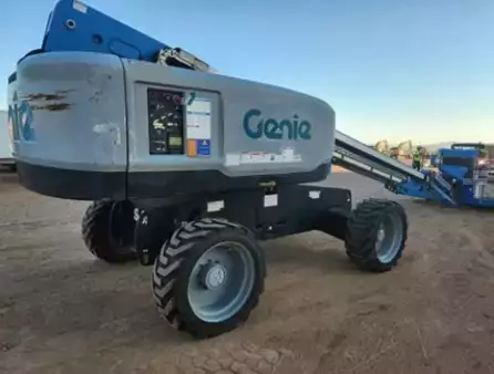 Telescopic boom lift  Genie S65 (1)