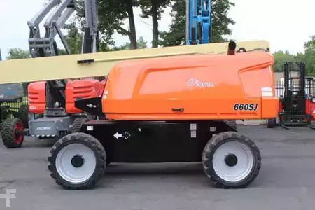 Telescopic boom lift  JLG 660SJ (5)