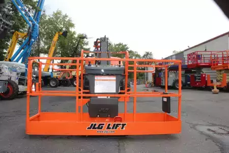 Telescopic boom lift  JLG 660SJ (6)
