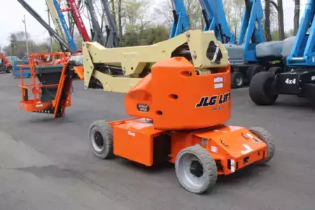 Plataforma Articulada 2017  JLG E400AJPN (1)