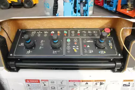 Plataforma Articulada 2023  Genie Z45/25XC (7)