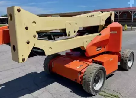 Plataforma Articulada 2016  JLG E450AJ (4)
