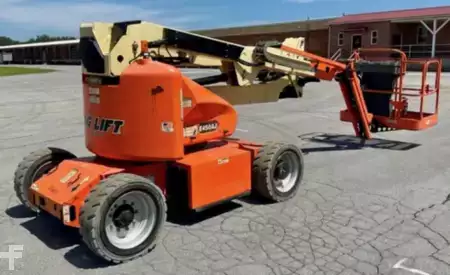 Plataforma Articulada 2016  JLG E450AJ (6)