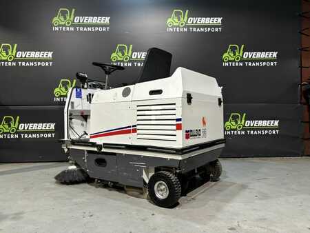 Pedestrian Vacuum Sweeper  Dulevo 75 EH (3)