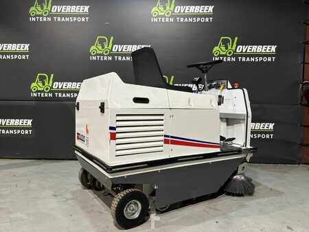 Pedestrian Vacuum Sweeper  Dulevo 75 EH (4)