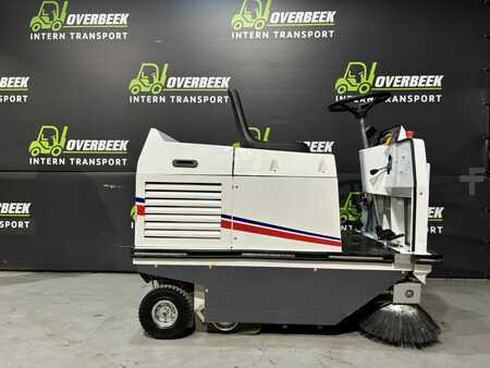 Pedestrian Vacuum Sweeper  Dulevo 75 EH (5)