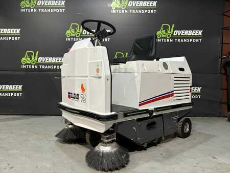 Pedestrian Vacuum Sweeper  Dulevo 75 EH (6)