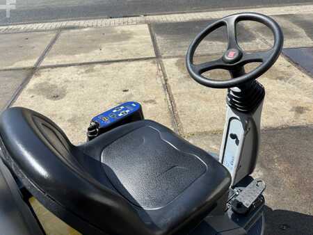 Fregadora automática en húmedo 2019  Nilfisk BR855 (10)