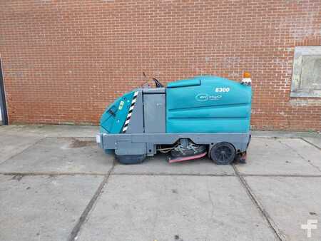 Märkäpesuri  Tennant 8300 (6)