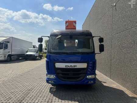 Kamion emelvény 2018  DAF LF 180 / 19m (17)