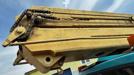 Podnośniki koszowe 1984  Tatra T815, SUB, MP27-1 (15)